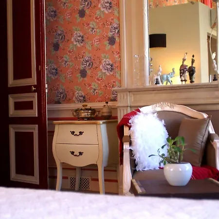 Отель La Gourmandine 3*