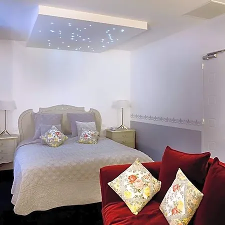 La Gourmandine Hotel