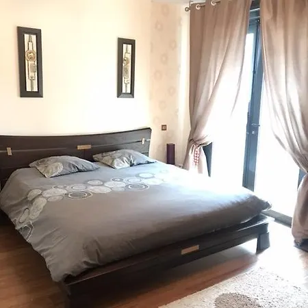 La Gourmandine 3* Шательро