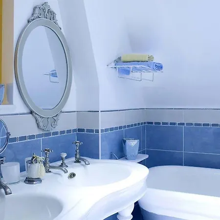 Hotel La Gourmandine 3*