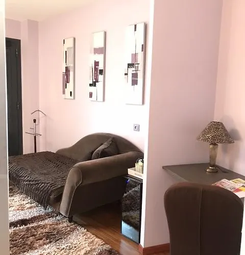 Hotel La Gourmandine 3*