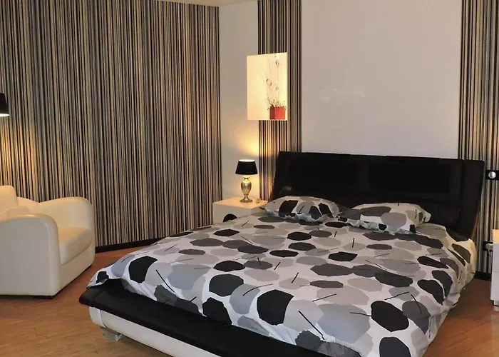 La Gourmandine Hotel Châtellerault